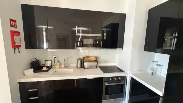 Kitche_under_1.5MB