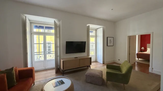 lounge_under_1.5MB (1)